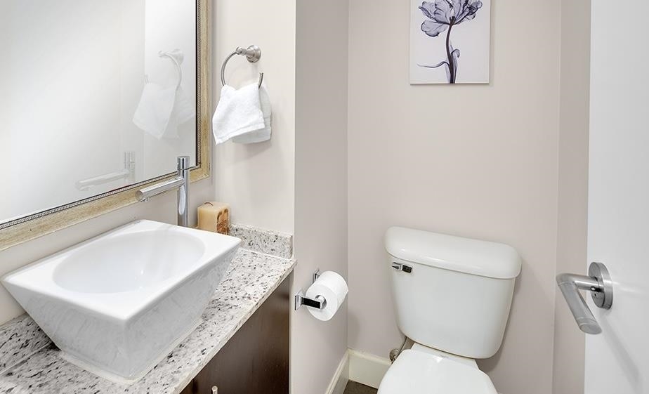 Kitchen Island Photo of 228 2108 Rowland Street, Port Coquitlam, BC