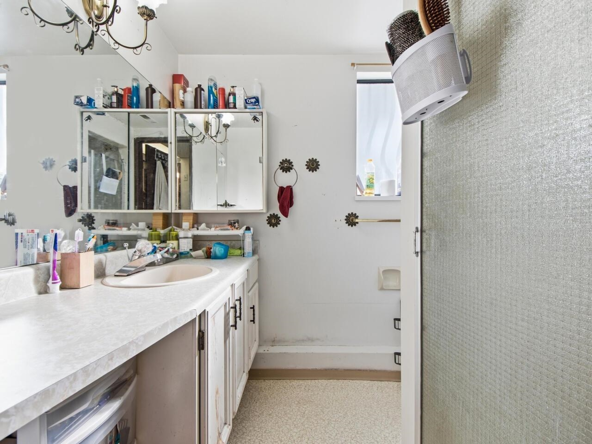 Garden / Landscaping Photo of 7640 Lawrence Drive, Burnaby, BC