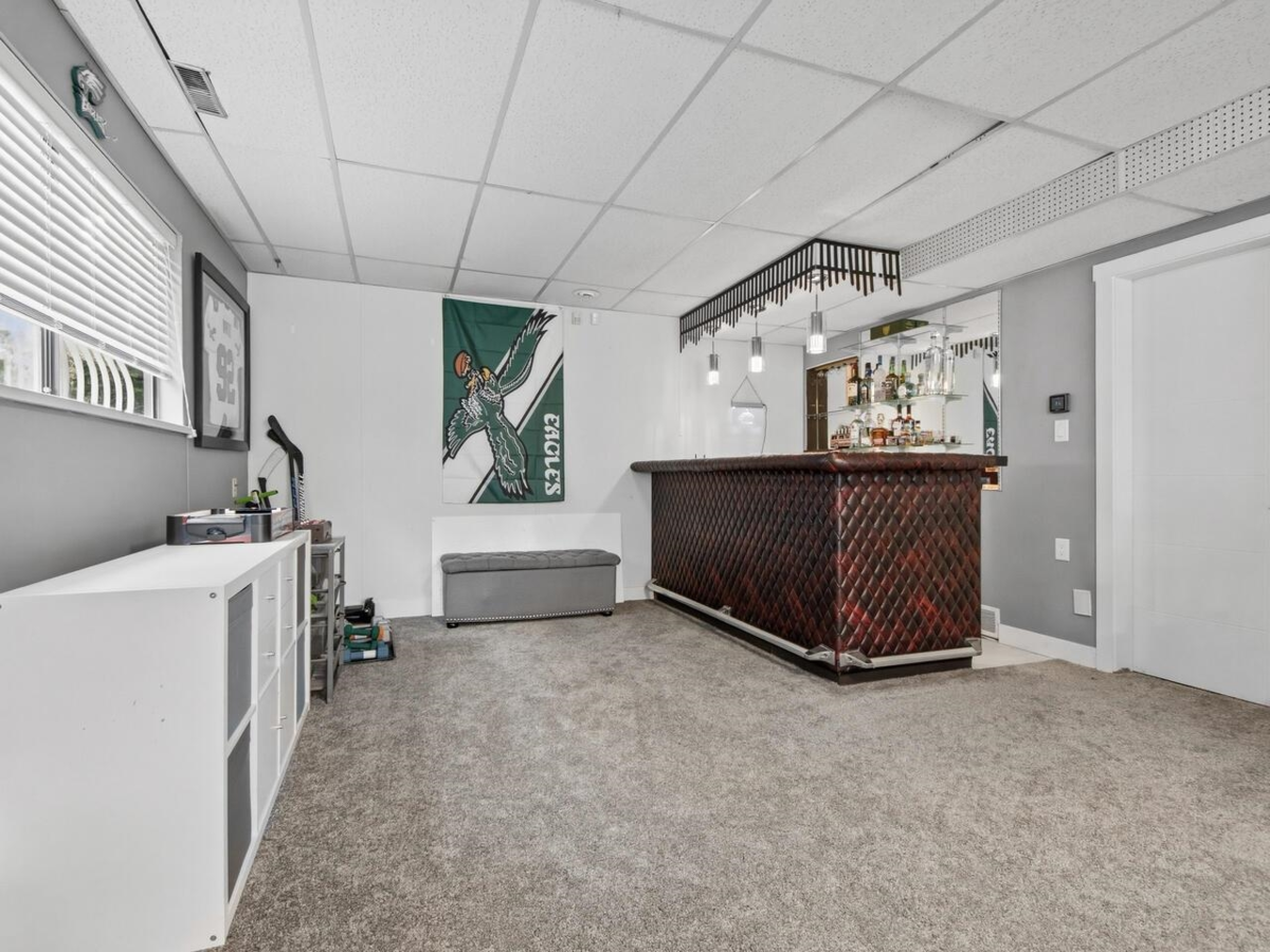 Hallway Photo of 7640 Lawrence Drive, Burnaby, BC