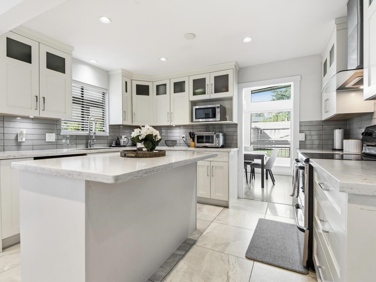 Primary Bathroom Photo of 7640 Lawrence Drive, Burnaby, BC