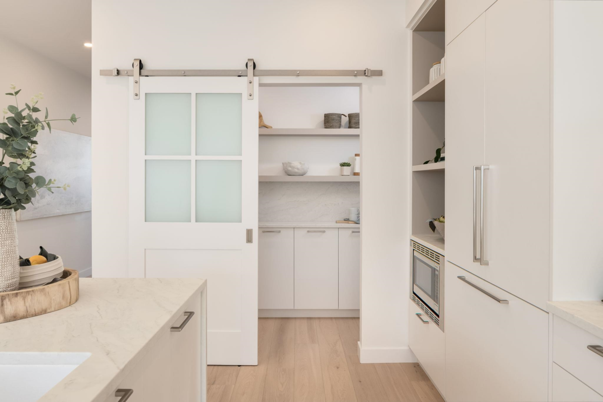 Dining Area Photo of 6450 Hammermill Avenue, Delta, BC
