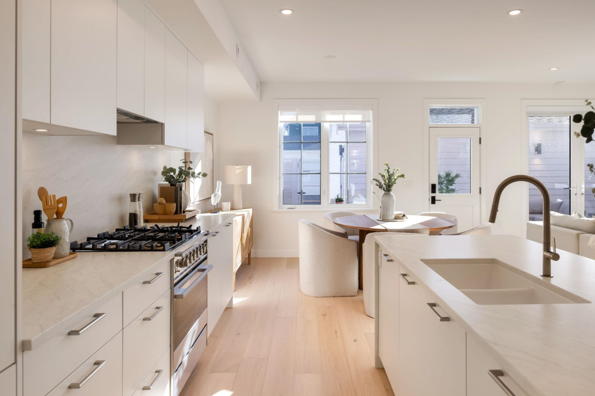 Family Room Photo of 6450 Hammermill Avenue, Delta, BC