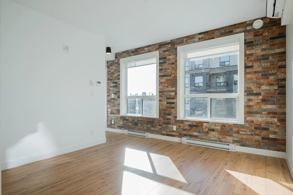 Kitchen Photo of 310-311 2493 Montrose Avenue, Abbotsford, BC