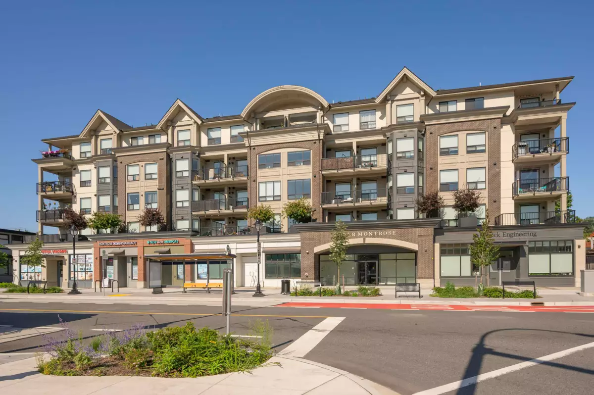 Living Room Photo of 310-311 2493 Montrose Avenue, Abbotsford, BC