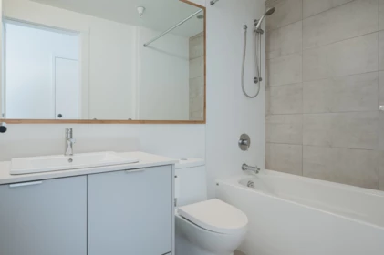 Hot Tub / Spa Photo of 310-311 2493 Montrose Avenue, Abbotsford, BC