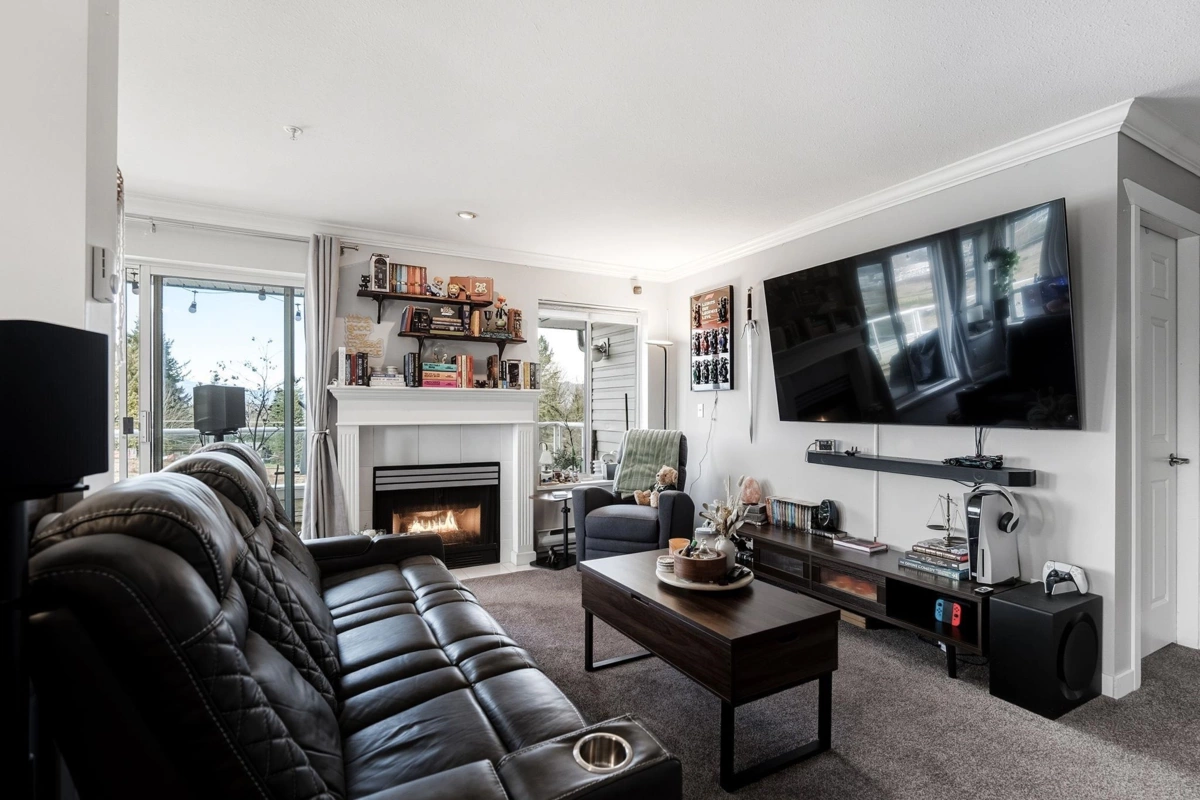 Family Room Photo of 453 2750 Fairlane Street, Abbotsford, BC
