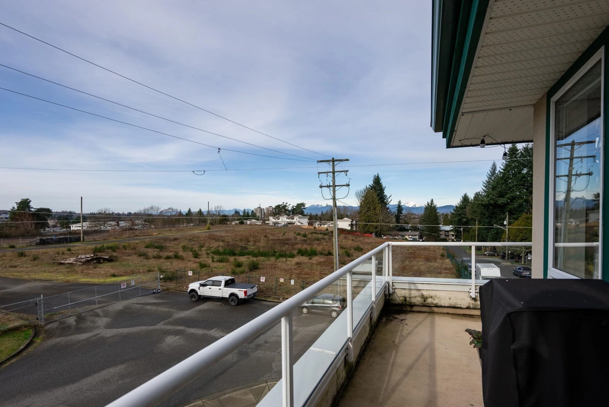 Outdoor Deck Photo of 453 2750 Fairlane Street, Abbotsford, BC