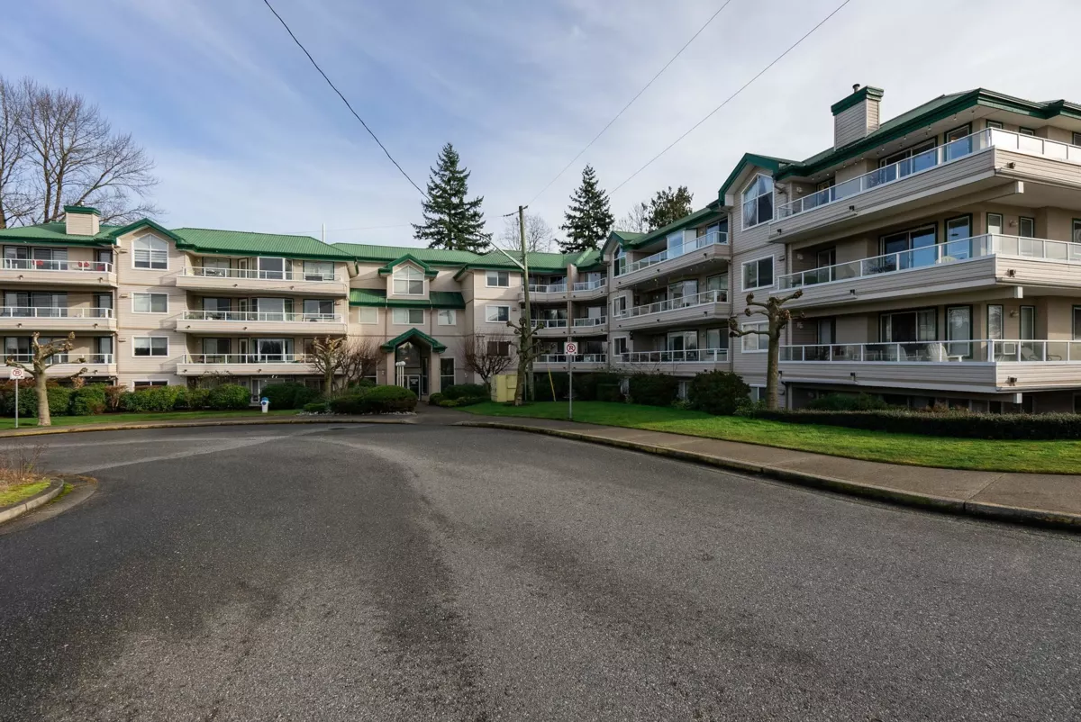Outdoor Kitchen Photo of 453 2750 Fairlane Street, Abbotsford, BC