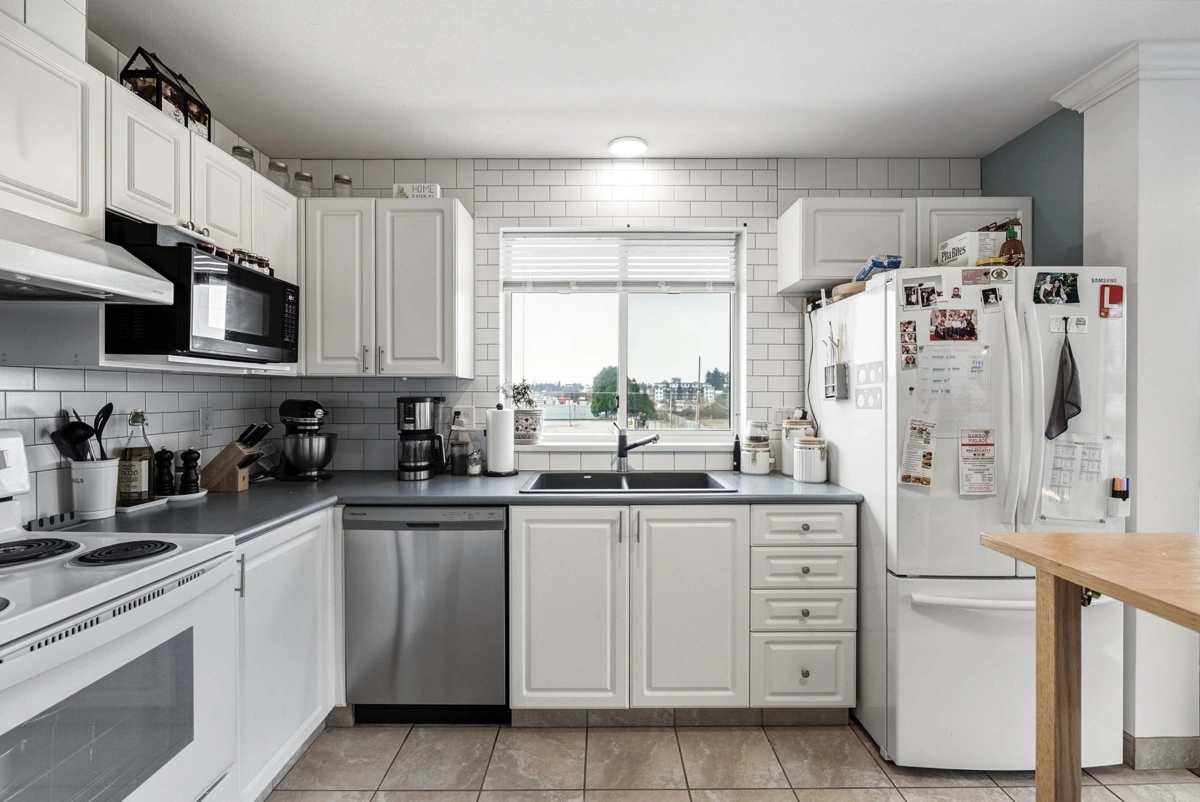 Pantry Photo of 453 2750 Fairlane Street, Abbotsford, BC