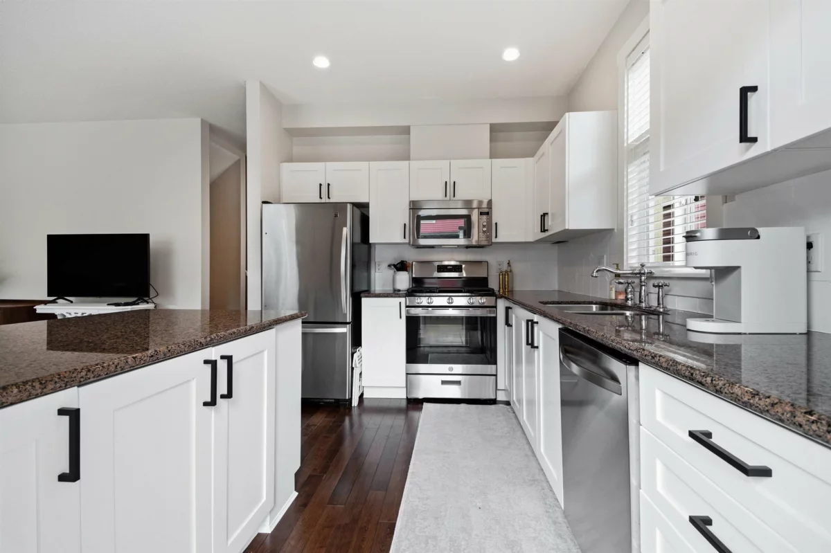 Guest Bathroom Photo of 21 15255 36 Avenue, Surrey, BC