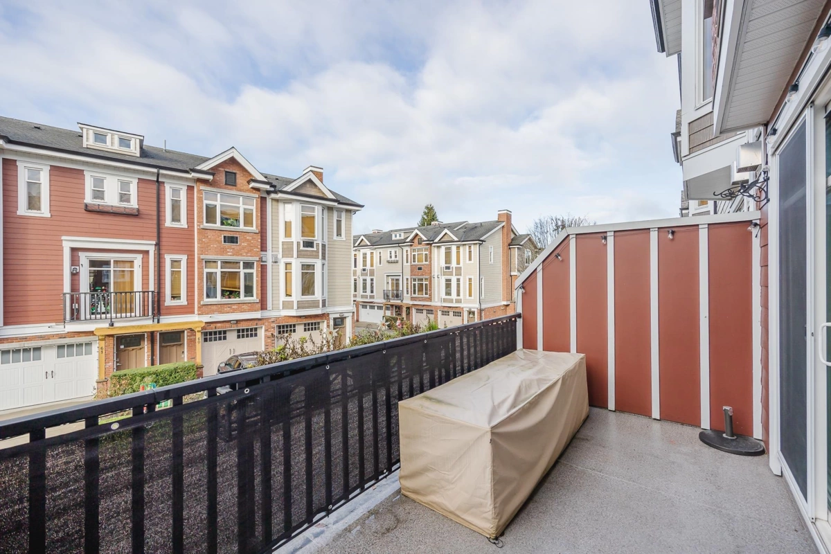 Backyard Photo of 56 20738 84 Avenue, Langley, BC