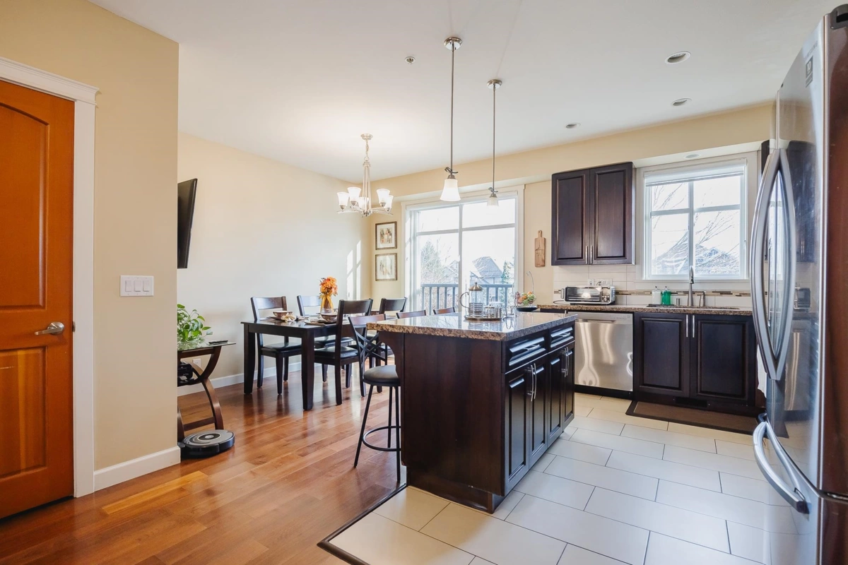 Dining Area Photo of 56 20738 84 Avenue, Langley, BC