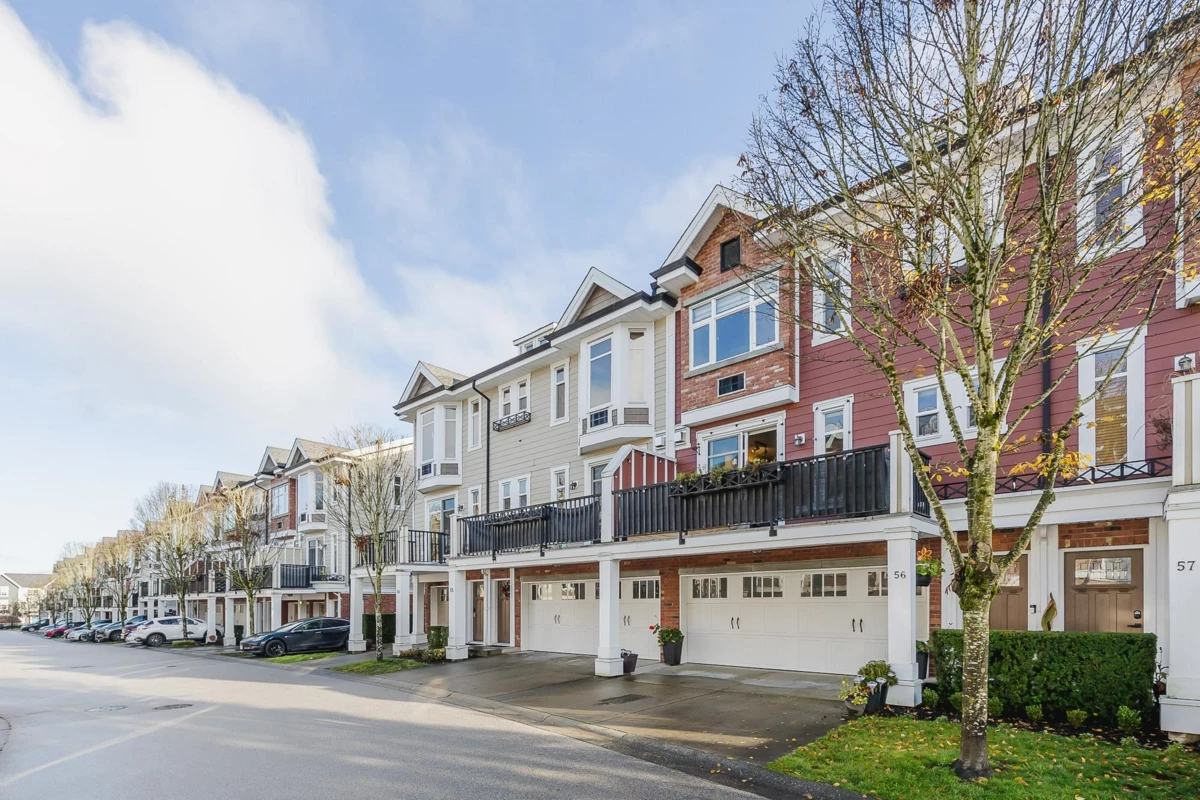 Family Room Photo of 56 20738 84 Avenue, Langley, BC