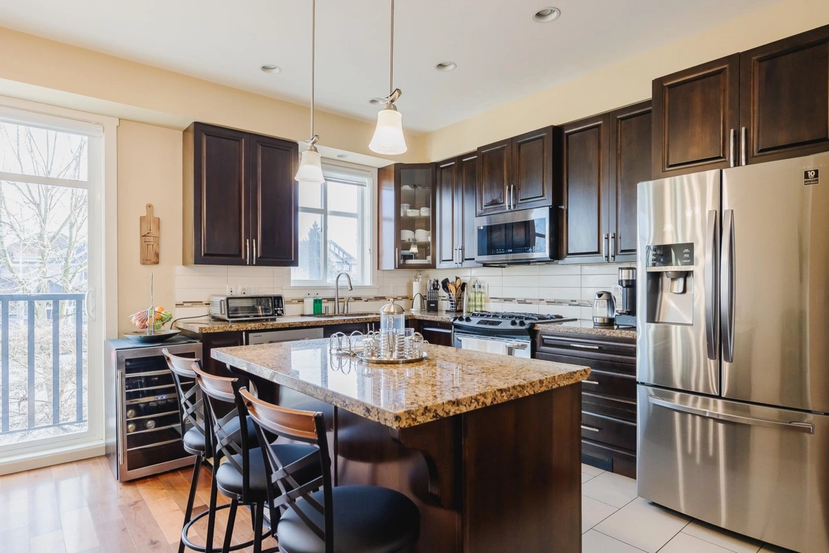 Kitchen Island Photo of 56 20738 84 Avenue, Langley, BC