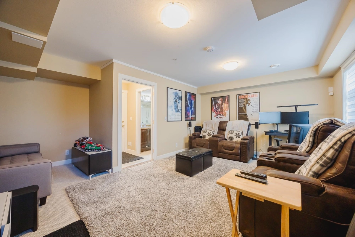 Swimming Pool Photo of 56 20738 84 Avenue, Langley, BC