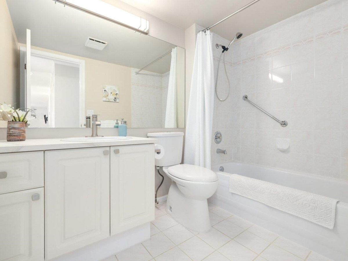 Bedroom 4 Photo of 206 5556 14 Avenue, Delta, BC