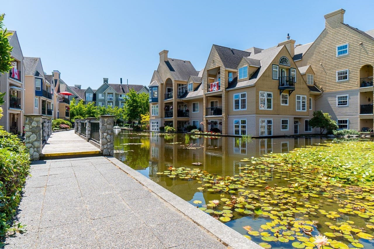 Staircase Photo of 206 5556 14 Avenue, Delta, BC
