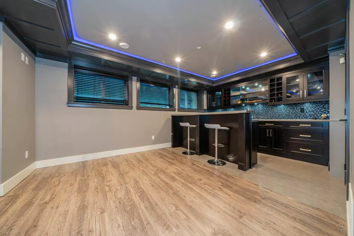 Outdoor Deck Photo of 15807 Buena Vista Avenue, White Rock, BC