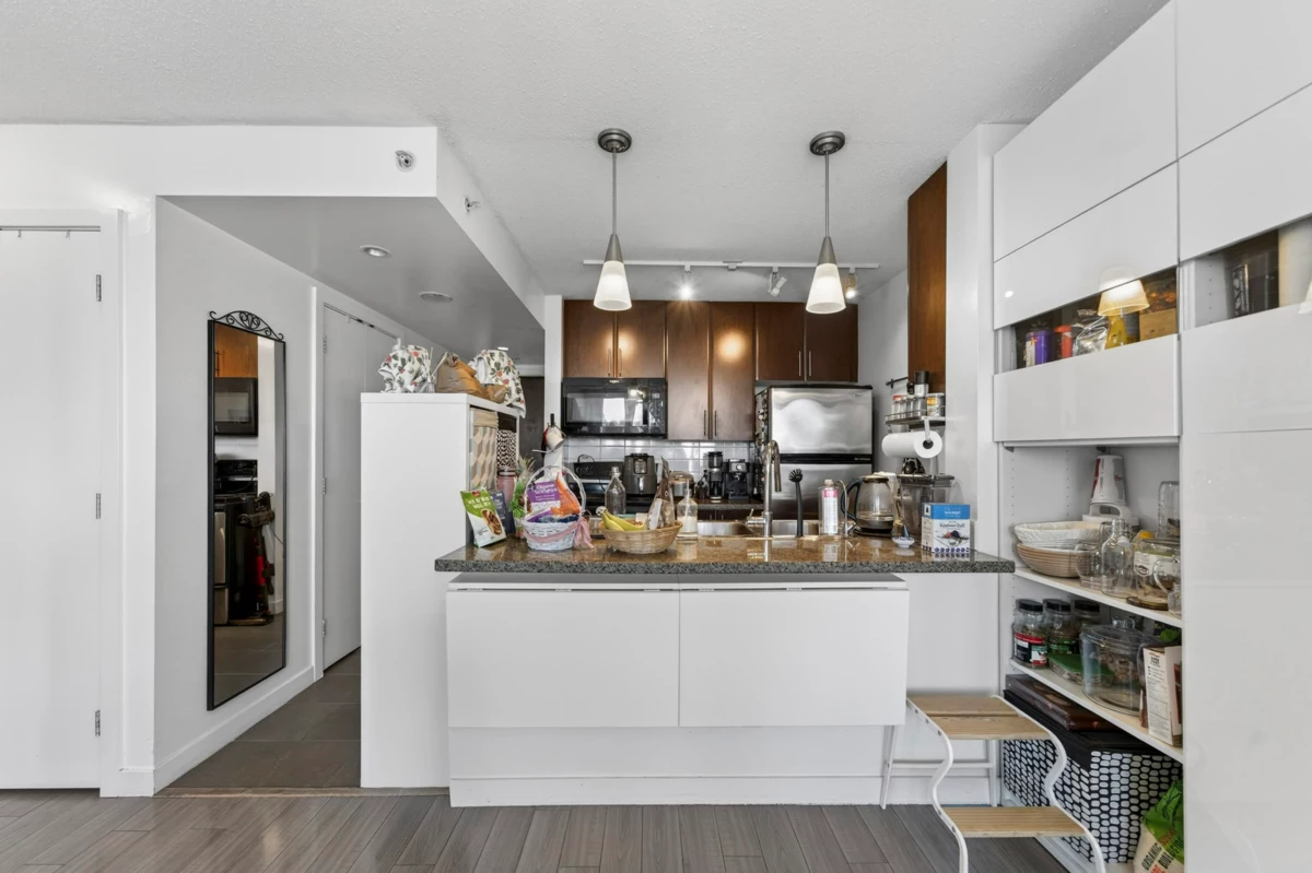 Kitchen Island Photo of 2309 688 Abbott Street, Vancouver, BC