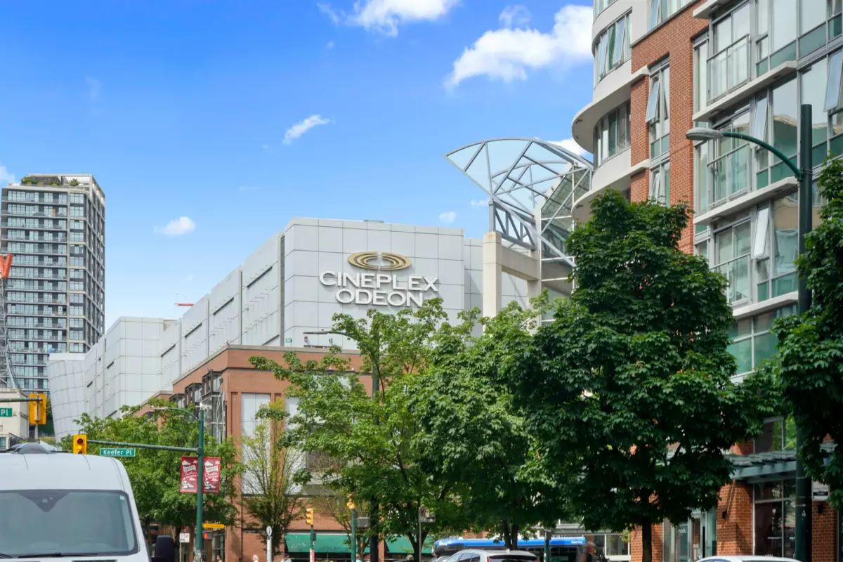 Outdoor Kitchen Photo of 2309 688 Abbott Street, Vancouver, BC