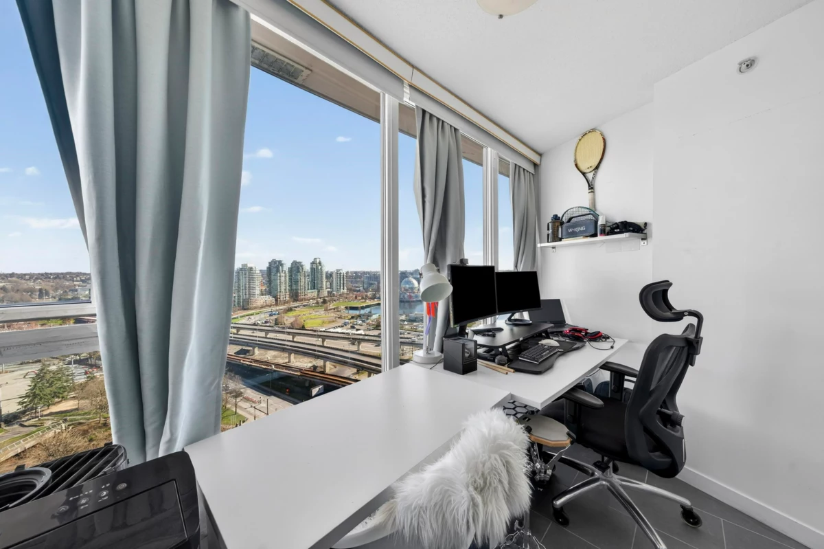 Powder Room Photo of 2309 688 Abbott Street, Vancouver, BC