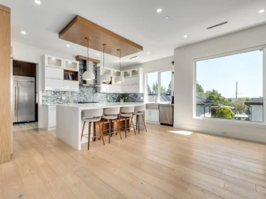 Breakfast Nook Photo of 1126 Stevens Street, White Rock, BC