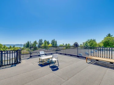 Community Amenities Photo (Clubhouse) of 1126 Stevens Street, White Rock, BC