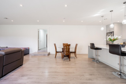 Kitchen Island Photo of 6229 174b Street, Surrey, BC