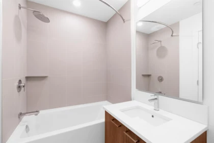 Walk-In Closet Photo of 514 723 Grover Avenue, Coquitlam, BC