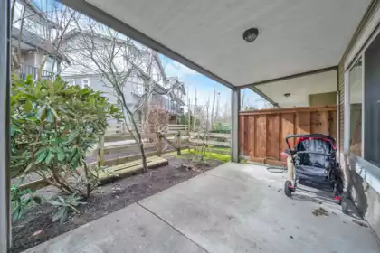 Front Yard Photo of 20 8250 209b Street, Langley, BC