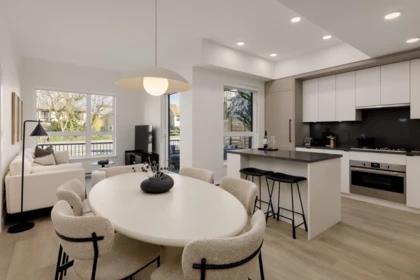 102 2268 E Broadway Street, Vancouver, BC, Vancouver — Apartment/Condo for sale