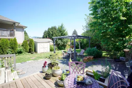 Garden / Landscaping Photo of 9448 Coote Street, Chilliwack, BC