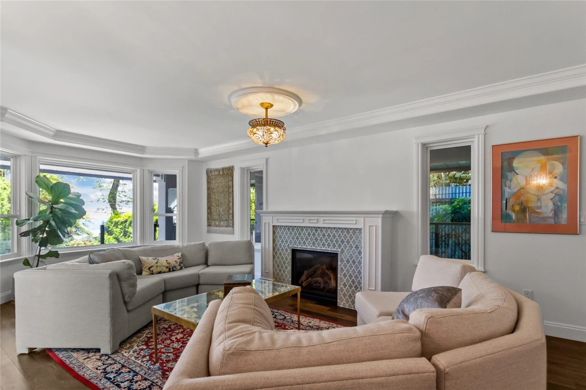 Family Room Photo of 226 Wooddale Road, North Vancouver, BC