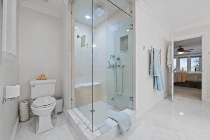Mudroom Photo of 226 Wooddale Road, North Vancouver, BC