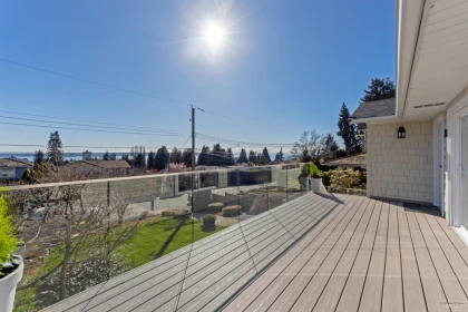 Breakfast Nook Photo of 2175 Lawson Avenue, West Vancouver, BC