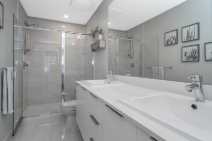 Hallway Photo of 602 11295 Pazarena Place, Maple Ridge, BC