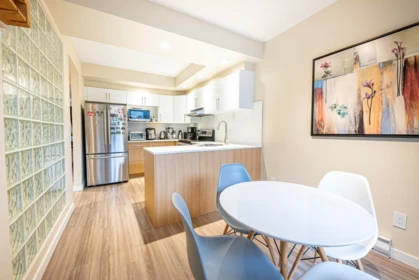 206 3151 Woodbine Drive, North Vancouver, BC, North Vancouver — Apartment/Condo for sale