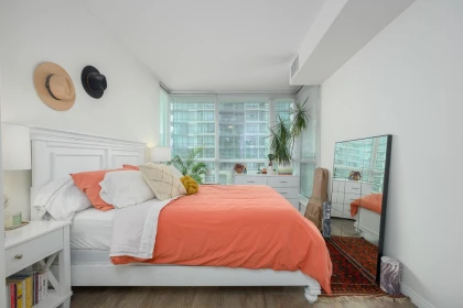 Bedroom 3 Photo of 405 168 E Esplanade, North Vancouver, BC