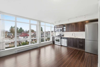 Kitchen Island Photo of 308 4818 Eldorado Mews, Vancouver, BC