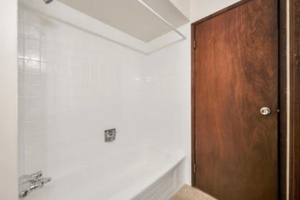 Basement Recreation Room Photo of 14237 69 Avenue, Surrey, BC