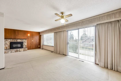 Breakfast Nook Photo of 14237 69 Avenue, Surrey, BC