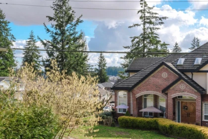 Garden / Landscaping Photo of 14237 69 Avenue, Surrey, BC