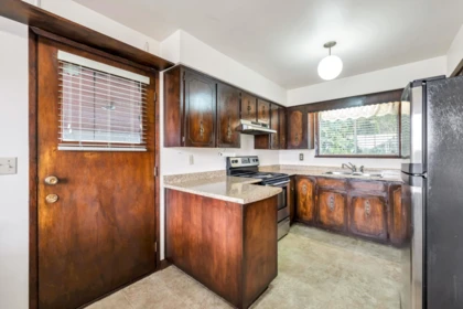 Primary Bathroom Photo of 14237 69 Avenue, Surrey, BC