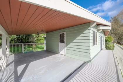 Swimming Pool Photo of 14237 69 Avenue, Surrey, BC
