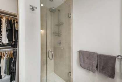 Entry Foyer Photo of 204 2108 W 12th Avenue, Vancouver, BC