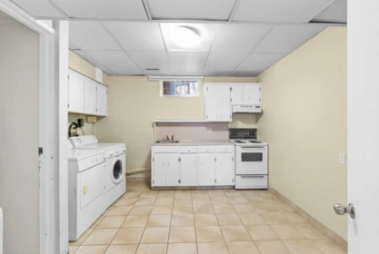 Swimming Pool Photo of 5806 Oleander Drive, No City Value, BC