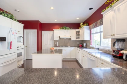 Breakfast Nook Photo of 2551 Sapphire Place, Coquitlam, BC
