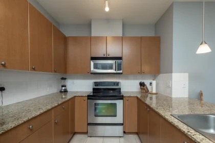 430 15380 102a Avenue, Surrey, BC, Surrey — Apartment/Condo for sale