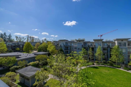Office / Den Photo of 430 15380 102a Avenue, Surrey, BC