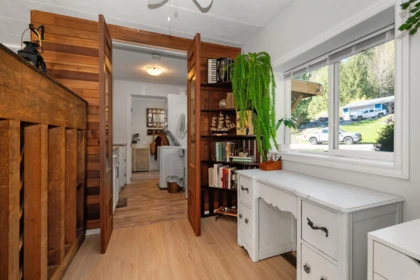 Breakfast Nook Photo of 50940 Riverview Drive, Chilliwack, BC